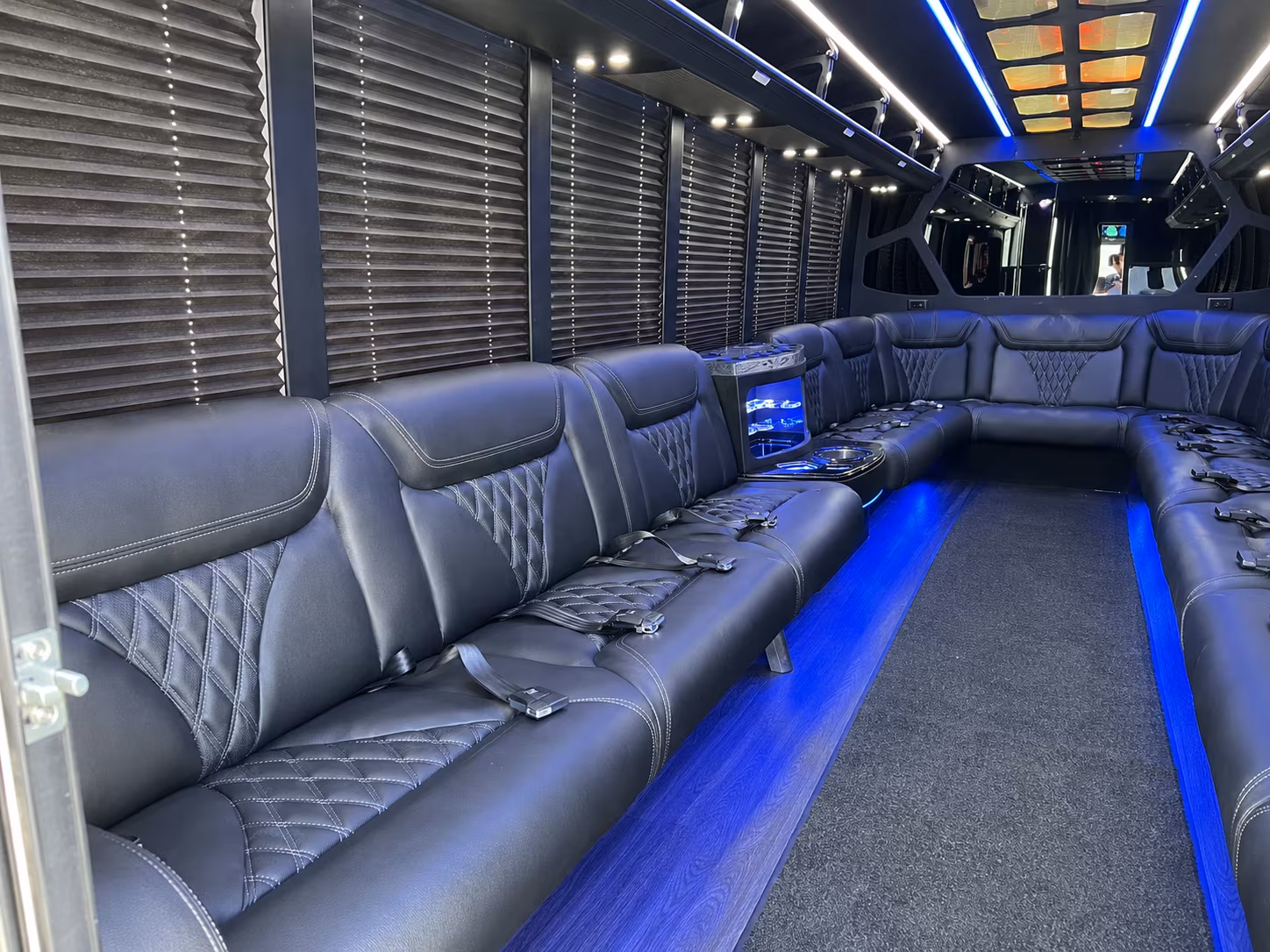 Austin Winery Tour & Pub Crawl Transportation